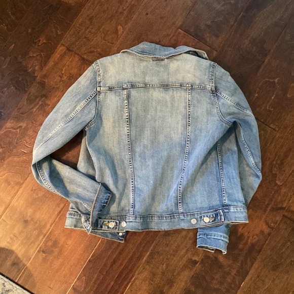 Levi’s Jean Jacket - Picture 3 of 3